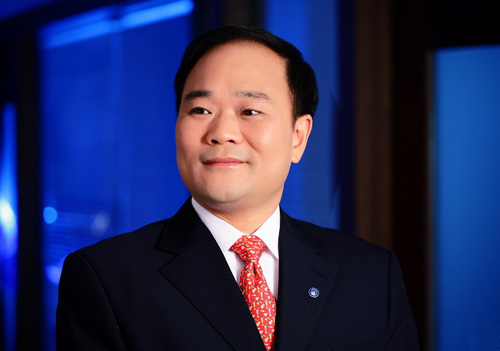 如何推动汽车业跃上高质量跑道——访吉利控股集团董事长李书福